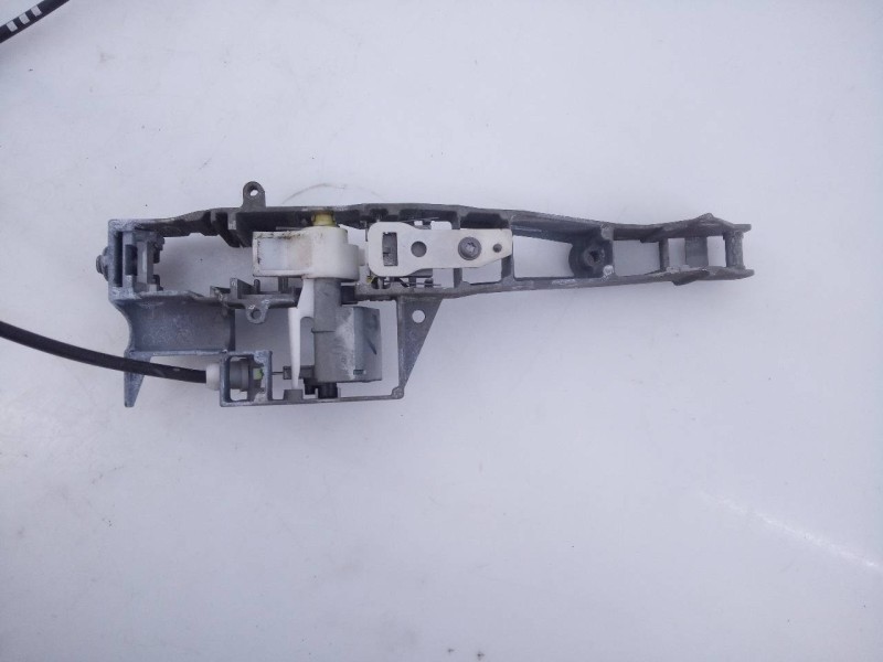 Recambio de cerradura puerta delantera derecha para peugeot 5008 allure referencia OEM IAM 1266N020813  E1-A4-32-2