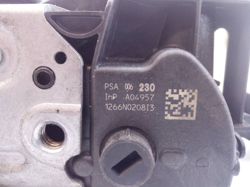 Recambio de cerradura puerta delantera derecha para peugeot 5008 allure referencia OEM IAM 1266N020813  E1-A4-32-2