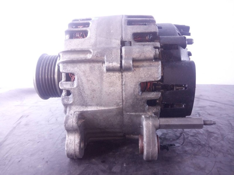Recambio de alternador para audi a3 sportback (8p) 1.6 tdi ambiente referencia OEM IAM 03L903023A TG14C031 P3-A4-19-5