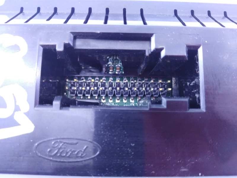 Recambio de mando climatizador para ford focus turn. business referencia OEM IAM F1ET18C612AE WU1V003041 E3-B3-39-2