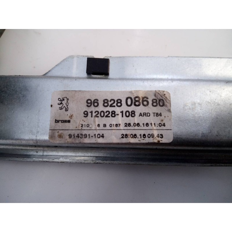 Recambio de elevalunas trasero derecho para peugeot 5008 allure referencia OEM IAM 9682808680 912028108 E1-A4-44-2