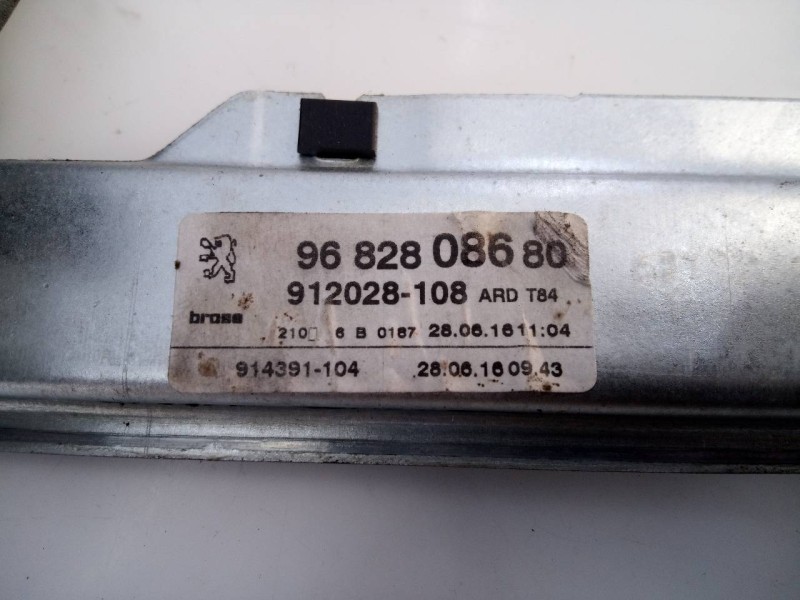 Recambio de elevalunas trasero derecho para peugeot 5008 allure referencia OEM IAM 9682808680 912028108 E1-A4-44-2