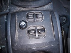 MANDO ELEVALUNAS DELANTERO IZQUIERDO 