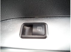 MANDO ELEVALUNAS TRASERO DERECHO 