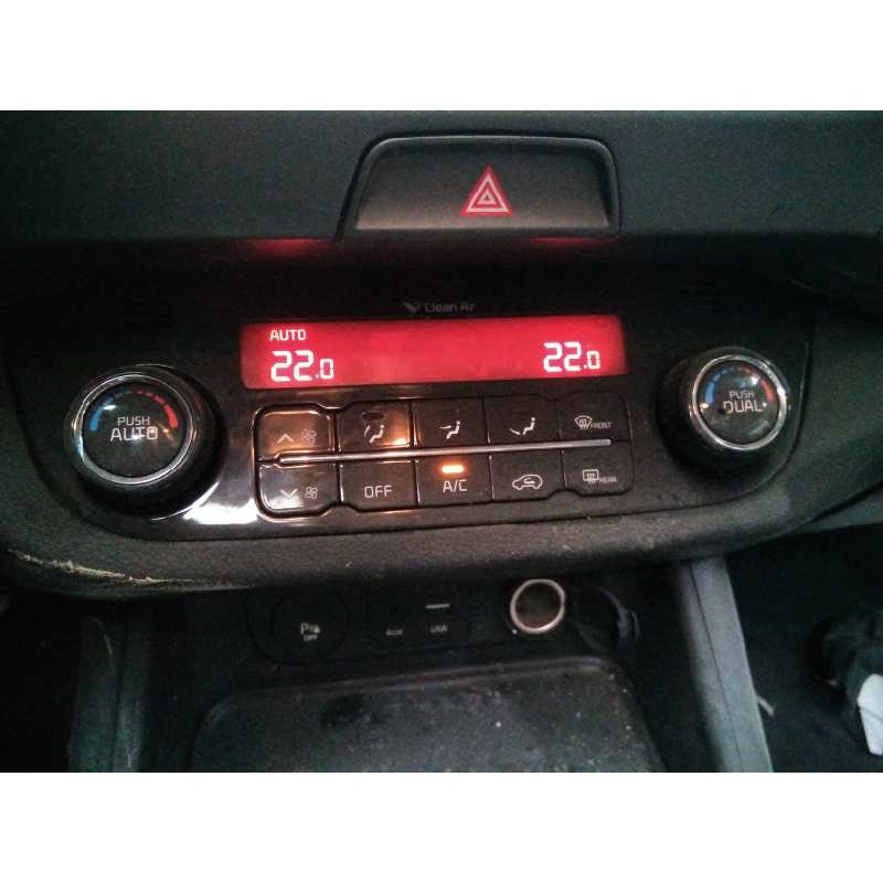 Recambio de mando climatizador para kia sportage drive 4x2 referencia OEM IAM KDUAA0023  E3-A3-36-2