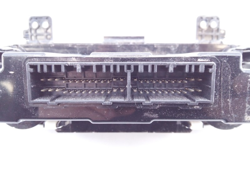 Recambio de mando climatizador para kia sportage drive 4x2 referencia OEM IAM KDUAA0023  E3-A3-36-2