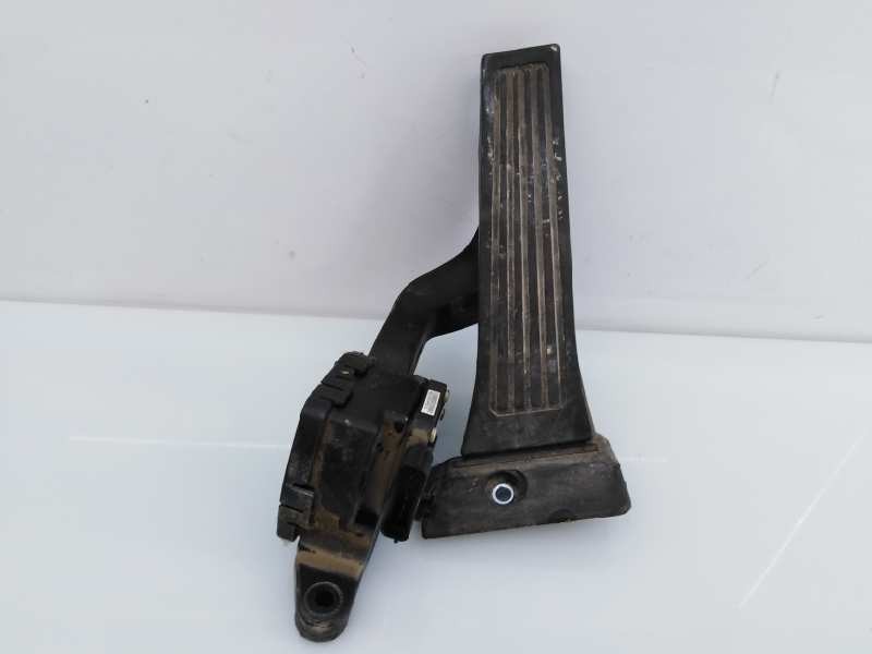 Recambio de pedal acelerador para kia sportage drive 4x2 referencia OEM IAM 327002S000  E3-A3-34-1