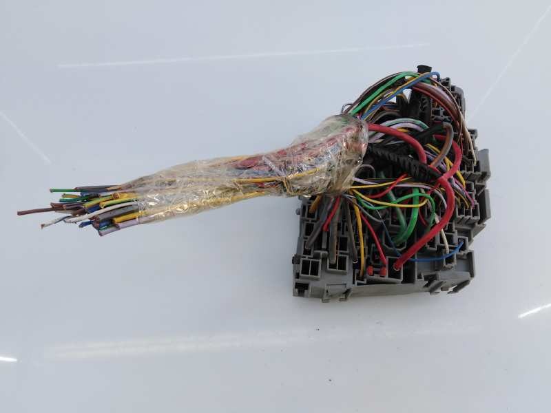 Recambio de caja reles / fusibles para ford c-max referencia OEM IAM 6G9T14A481  E3-B3-24-1