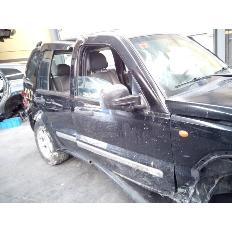 Recambio de puerta delantera derecha para chrysler jeep cherokee (kj) 2.8 crd limited referencia OEM IAM   