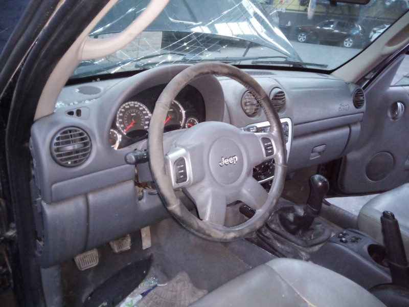 Recambio de salpicadero para chrysler jeep cherokee (kj) 2.8 crd limited referencia OEM IAM   