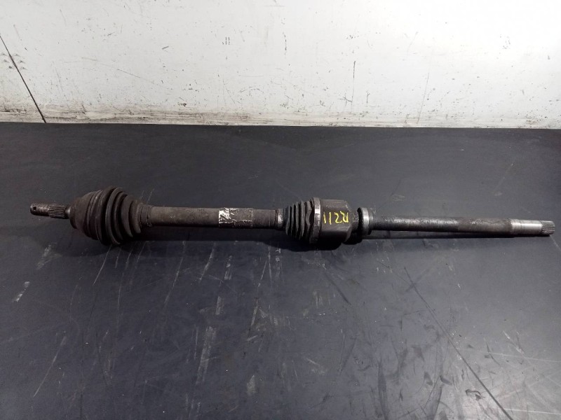 Recambio de transmision delantera derecha para peugeot 5008 allure referencia OEM IAM 9684135489  P1-B6-14