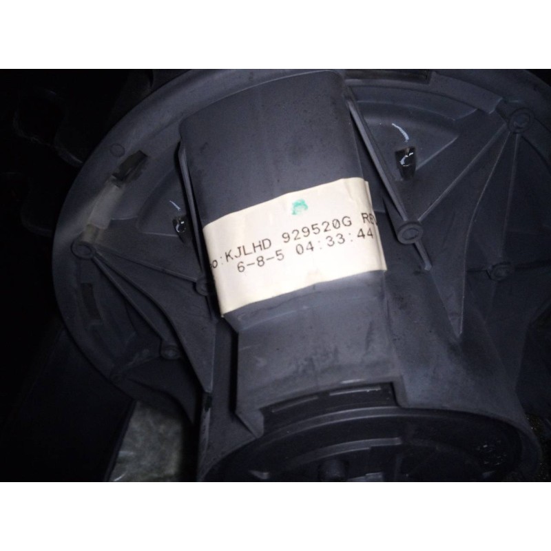 Recambio de ventilador calefaccion para chrysler jeep cherokee (kj) 2.8 crd limited referencia OEM IAM 929520G  