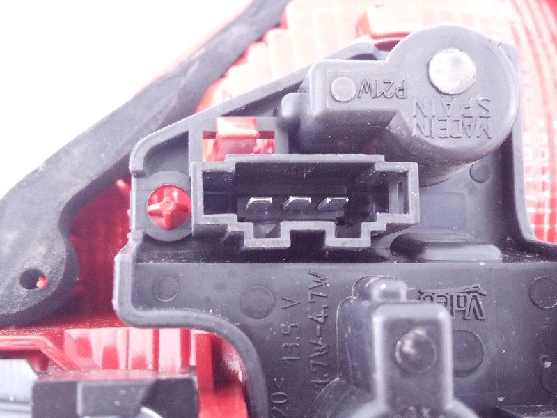 Recambio de piloto trasero derecho porton para seat exeo berlina (3r2) style referencia OEM IAM 89320241  E1-B6-47-1