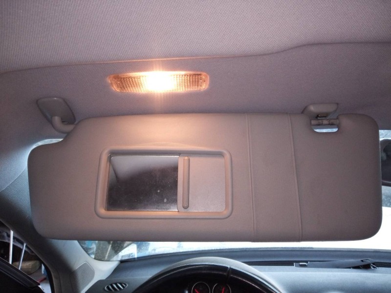Recambio de parasol izquierdo para audi a3 sportback (8p) 1.6 tdi ambiente referencia OEM IAM   