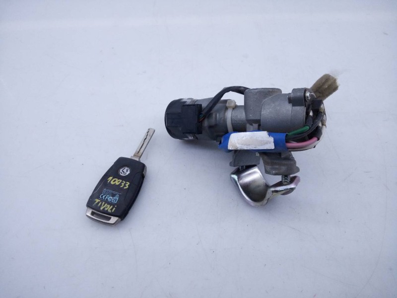 Recambio de antirrobo para ssangyong tivoli crystal 4x2 referencia OEM IAM   E3-A3-19-4