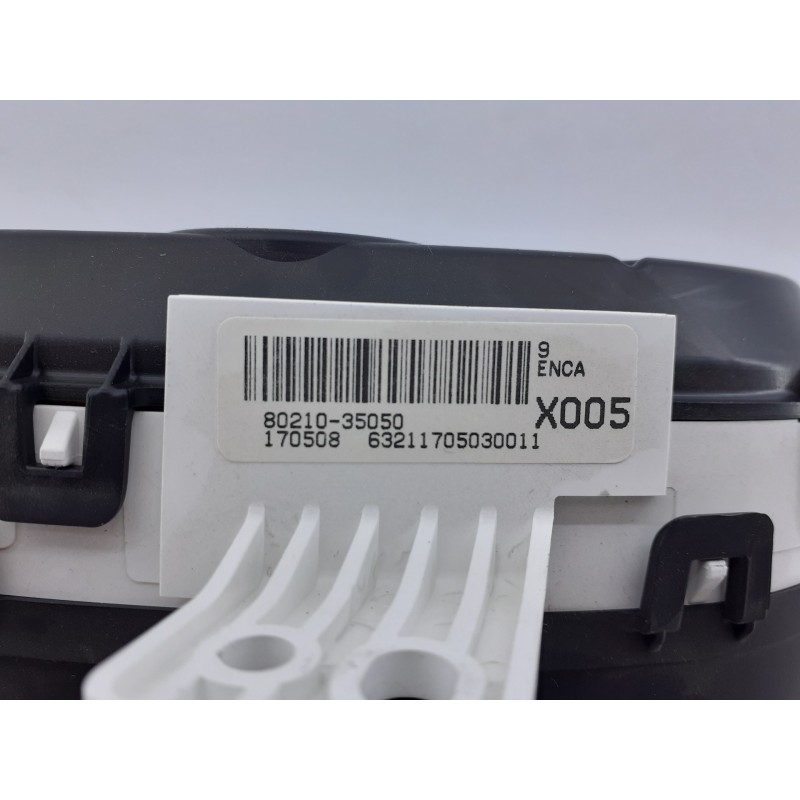 Recambio de cuadro instrumentos para ssangyong tivoli crystal 4x2 referencia OEM IAM 8021035050 170508 E1-B3-7-2