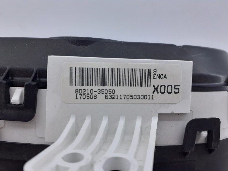 Recambio de cuadro instrumentos para ssangyong tivoli crystal 4x2 referencia OEM IAM 8021035050 170508 E1-B3-7-2