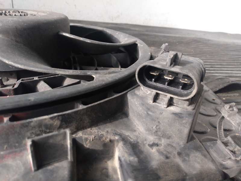 Recambio de electroventilador para opel astra gtc sport referencia OEM IAM 0130303302  