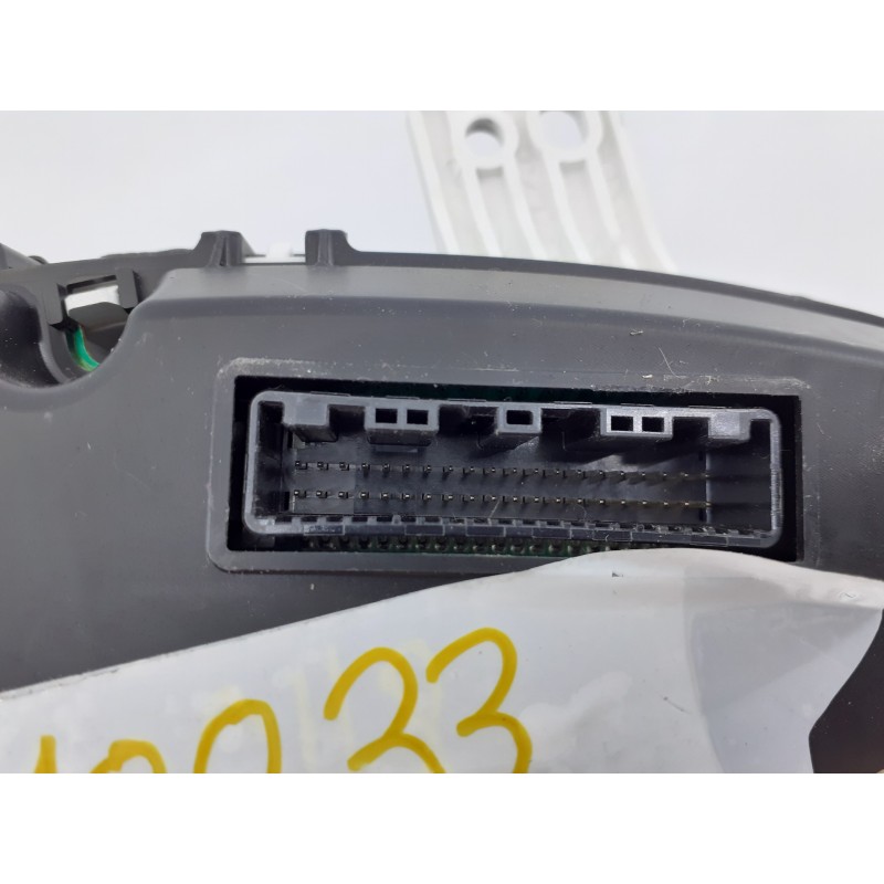 Recambio de cuadro instrumentos para ssangyong tivoli crystal 4x2 referencia OEM IAM 8021035050 170508 E1-B3-7-2