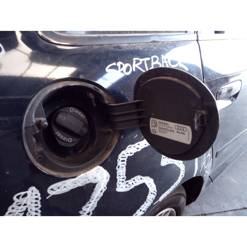 Recambio de tapa exterior combustible para audi a3 sportback (8p) 1.6 tdi ambiente referencia OEM IAM   