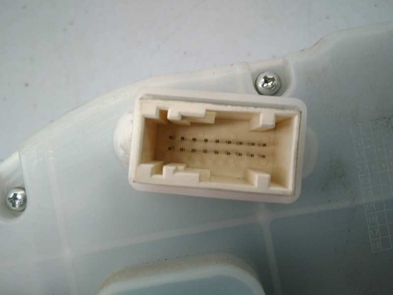 Recambio de cuadro instrumentos para peugeot 208 access referencia OEM IAM 9800860480  E2-B2-45-2