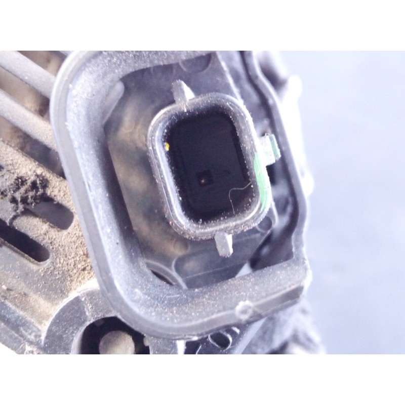 Recambio de alternador para renault scenic iii dynamique referencia OEM IAM 231004554R FG15T0582612716A P3-A4-9-3