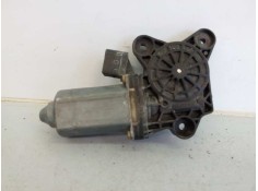 Recambio de motor elevalunas delantero derecho para mercedes-benz clase c (w203) berlina 2.2 cdi cat referencia OEM IAM A2208204