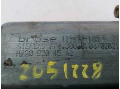 Recambio de motor elevalunas delantero derecho para mercedes-benz clase c (w203) berlina 2.2 cdi cat referencia OEM IAM A2208204 2