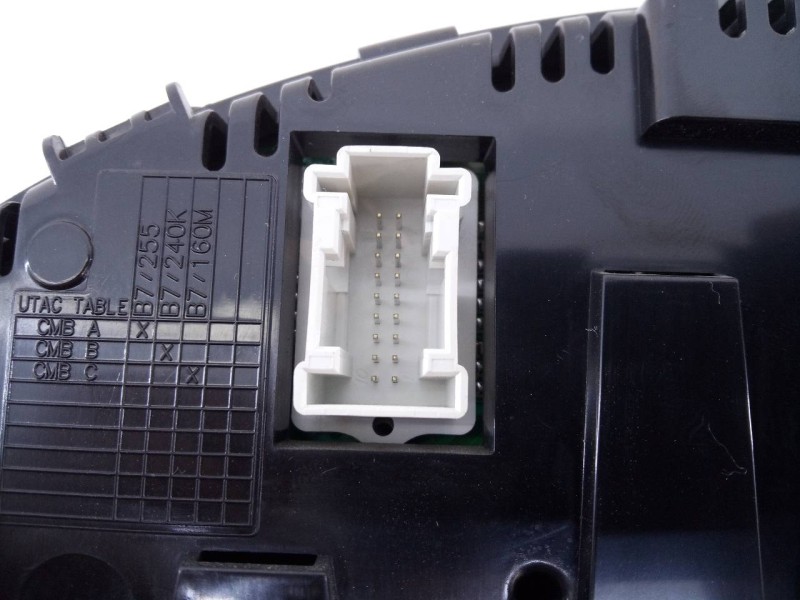 Recambio de cuadro instrumentos para citroën c4 lim. feel referencia OEM IAM 9812831980  E3-B2-33-4