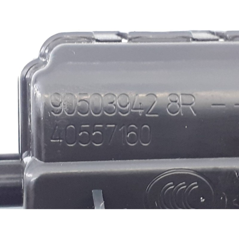 Recambio de cerradura maletero / porton para renault captur zen referencia OEM IAM 905039428R  E1-A1-3-1