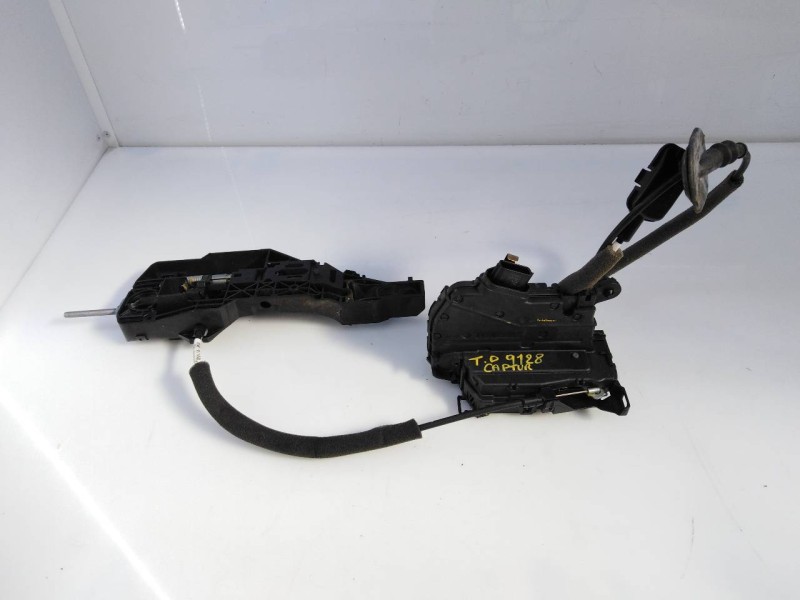 Recambio de cerradura puerta trasera derecha para renault captur zen referencia OEM IAM 805027072R  E1-A1-32-1