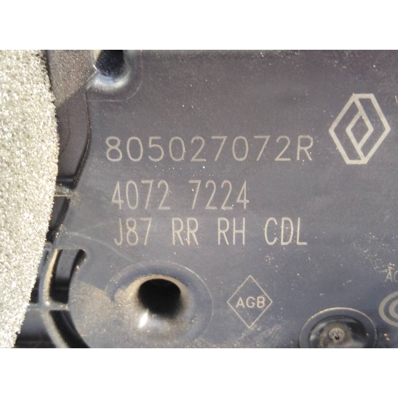 Recambio de cerradura puerta trasera derecha para renault captur zen referencia OEM IAM 805027072R  E1-A1-32-1