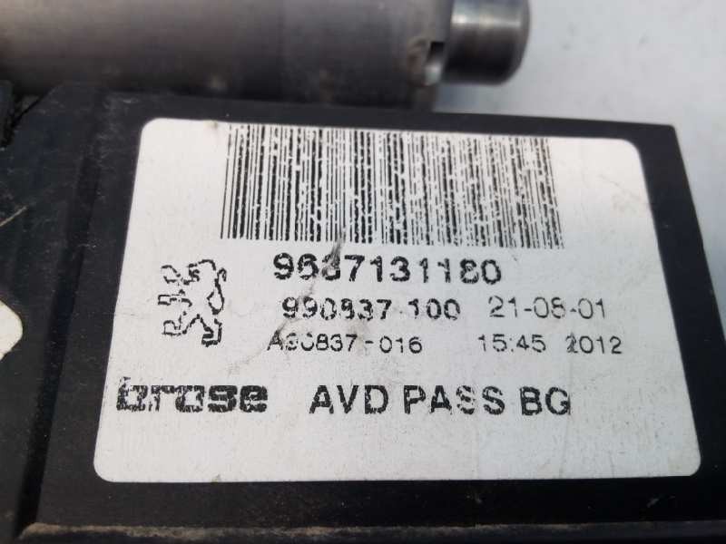 Recambio de motor elevalunas delantero izquierdo para peugeot 206 berlina 2.0 hdi cat referencia OEM IAM 9637131180  E3-B2-48-2