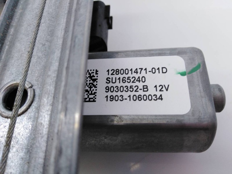 Recambio de elevalunas trasero derecho para renault captur zen referencia OEM IAM 19031060034 827009380R E1-A1-28-2