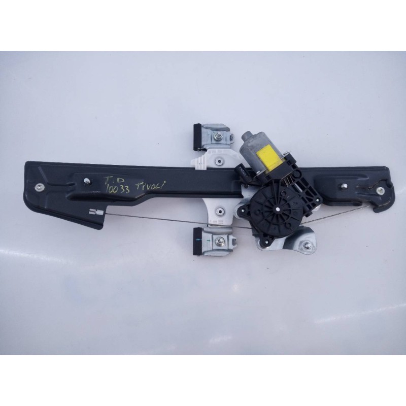 Recambio de elevalunas trasero derecho para ssangyong tivoli crystal 4x2 referencia OEM IAM   E1-B3-4-1