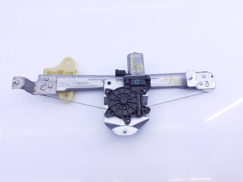 Recambio de elevalunas trasero izquierdo para renault captur zen referencia OEM IAM 12800147201D 9030351B E1-A1-4-2