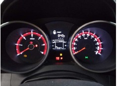 Recambio de cuadro instrumentos para ssangyong tivoli premium 4x2 referencia OEM IAM 8021035100  E3-A3-18-4 2