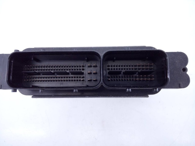 Recambio de centralita motor uce para audi q2 (gab) design edition referencia OEM IAM 04E907309BJ 0261S12608 E2-A1-30-3