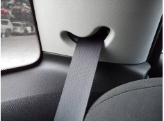 CINTURON SEGURIDAD TRASERO DERECHO 