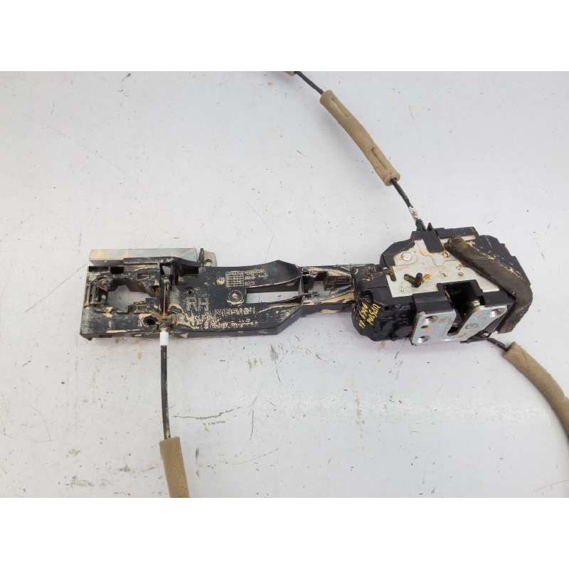 Recambio de cerradura puerta trasera derecha para nissan pulsar (c13) acenta referencia OEM IAM   E2-A4-33-1