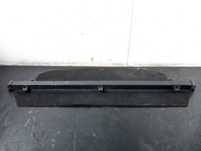 Recambio de bandeja trasera para ssangyong tivoli crystal 4x2 referencia OEM IAM   P2-A2-26