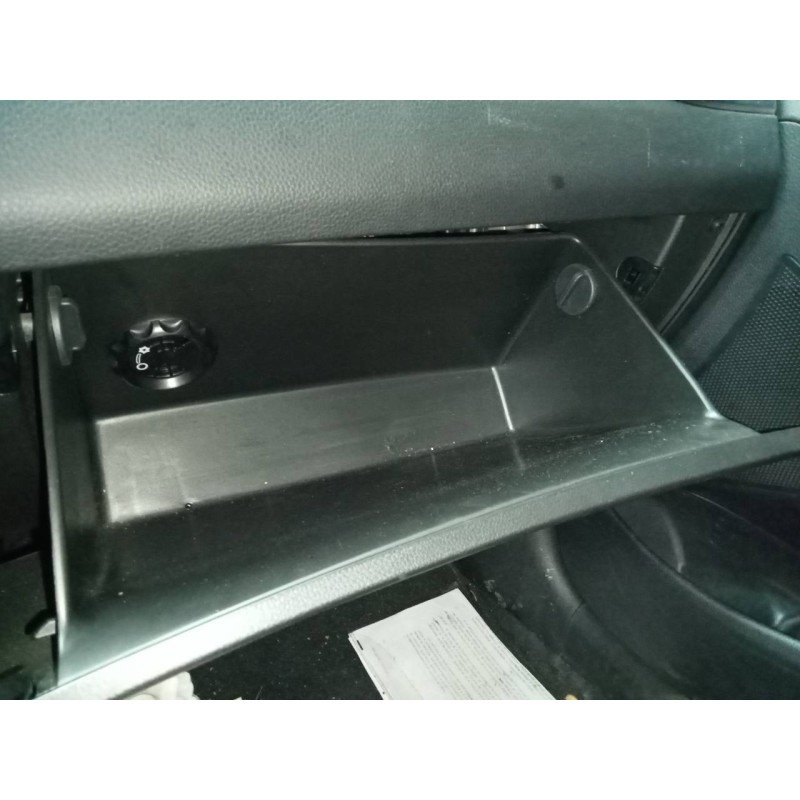 Recambio de guantera para hyundai i30 (gd) trend referencia OEM IAM   