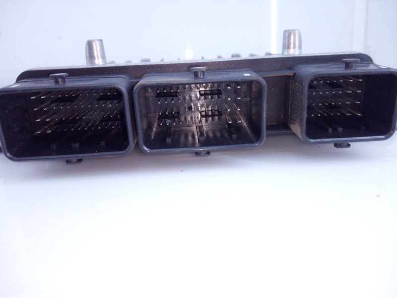 Recambio de centralita motor uce para peugeot 407 premium referencia OEM IAM 9663548180 9665748380 E3-B2-40-1