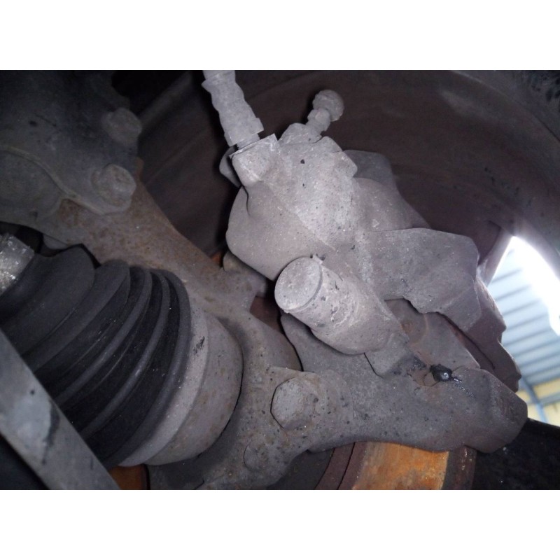 Recambio de pinza freno delantera izquierda para dacia sandero stepway referencia OEM IAM   