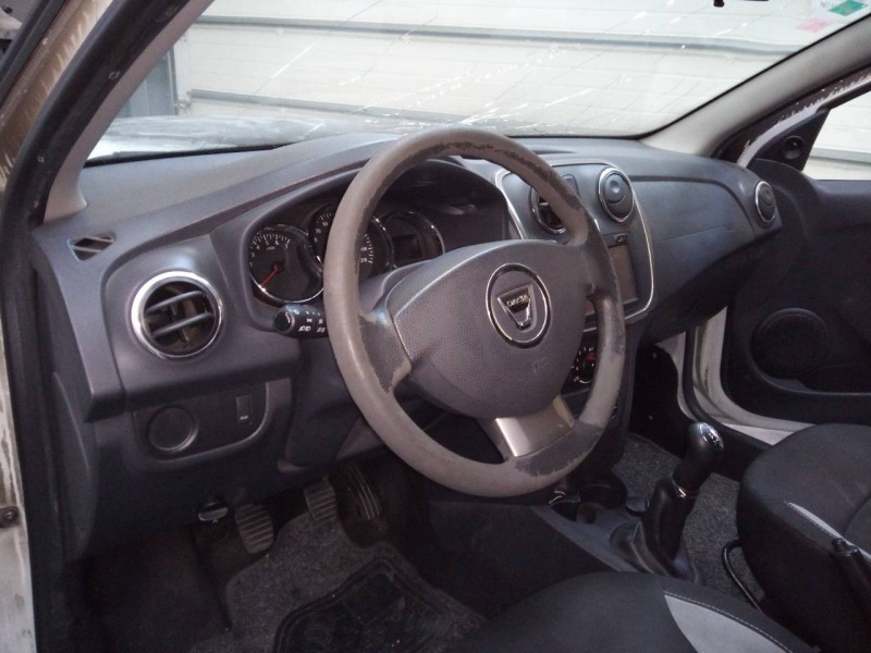 Recambio de salpicadero para dacia sandero stepway referencia OEM IAM   