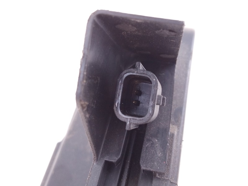 Recambio de cerradura puerta delantera derecha para dacia sandero stepway referencia OEM IAM 8050026816R  E1-A1-35-1