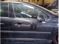 PUERTA DELANTERA DERECHA 