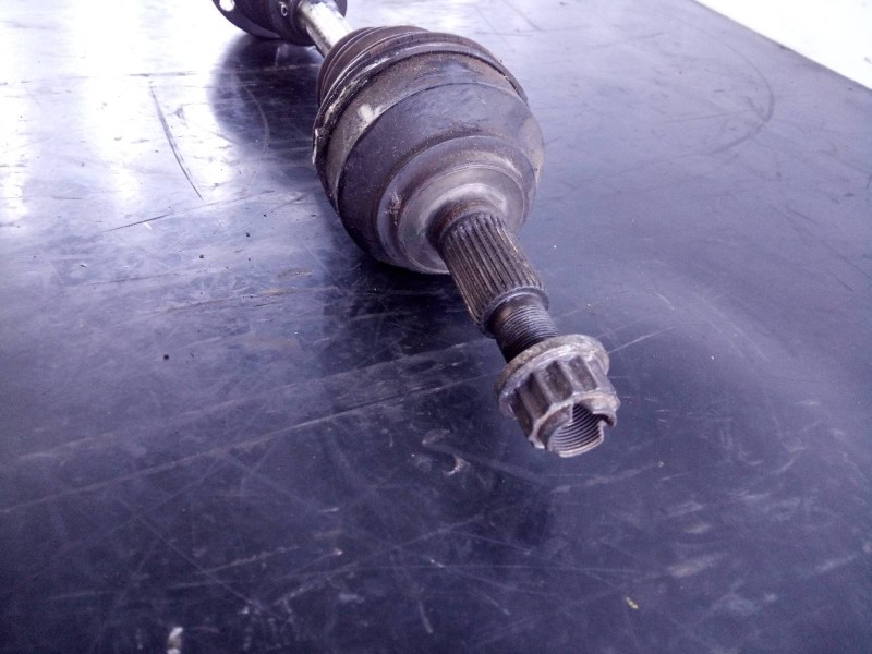 Recambio de transmision delantera izquierda para volkswagen touareg (7la) tdi v10 referencia OEM IAM 7L6407271M  P1-A6-35