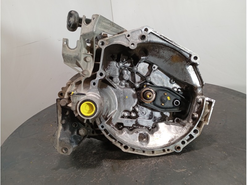 Recambio de caja cambios para citroën c3 1.4 referencia OEM IAM 20CP15  M1-B2-83