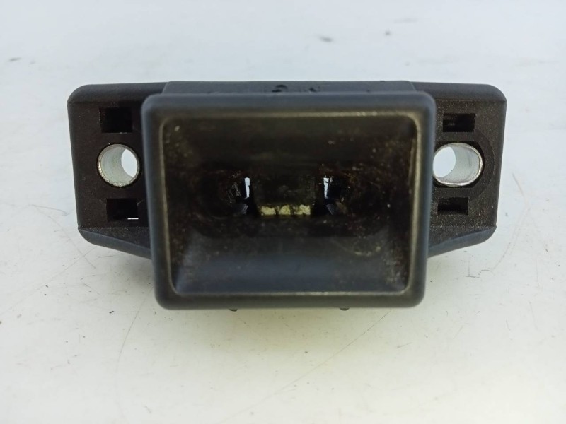 Recambio de cerradura maletero / porton para dacia sandero stepway referencia OEM IAM   E1-A1-49-2